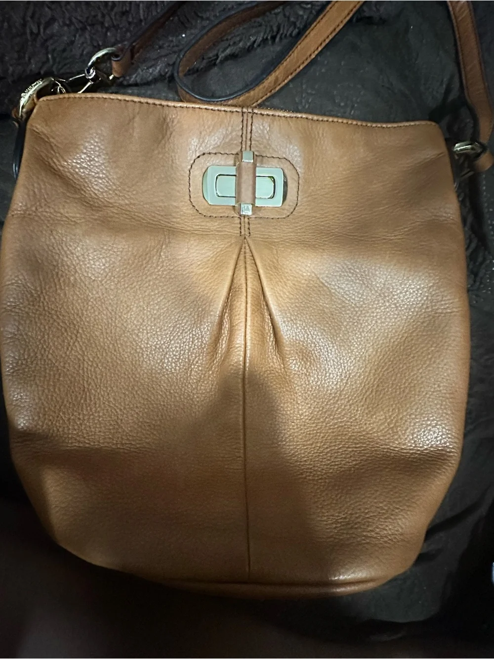 Women's Tan Leather Crossbody Bag - Classic Everyday Style